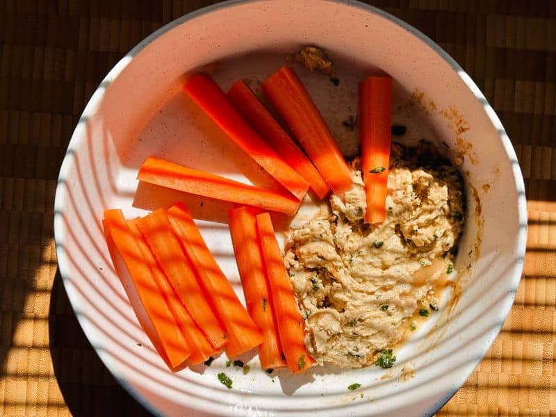 Carrot Sticks with Hummus