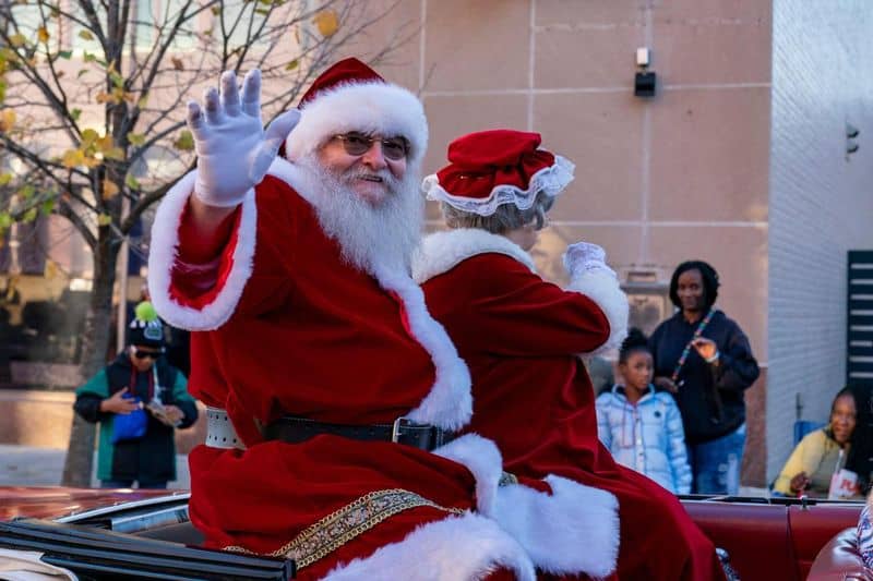 No Dressing Up as Santa in Madrid