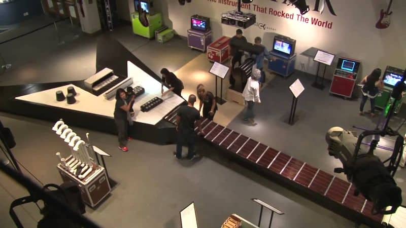 The World's Largest Guitar